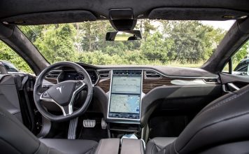 Šta Tesla automobil vidi dok se vozi sam, bez vozača tesla car autopilot