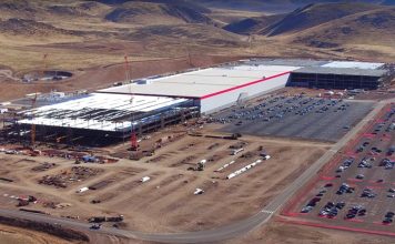 Tesla Gigafactory iz drona