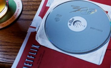 Milioni ljudi i dalje iznajmljuju DVD filmove od Netflixa milioni ljudi iznajmljuju dvd od netflixa