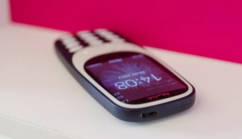 Nova Nokia 3310 siva