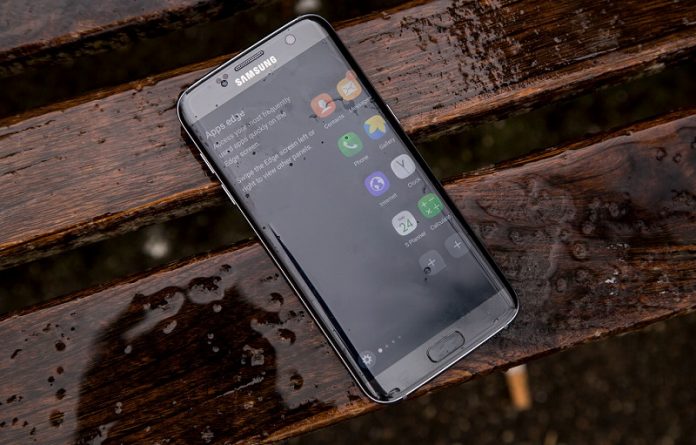 Sasung Galaxy S7 edge telefon godine