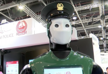 Roboti policajci u Dubaiju