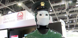 Roboti policajci u Dubaiju