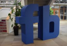 Vlogeri provalili u sjediste Facebooka