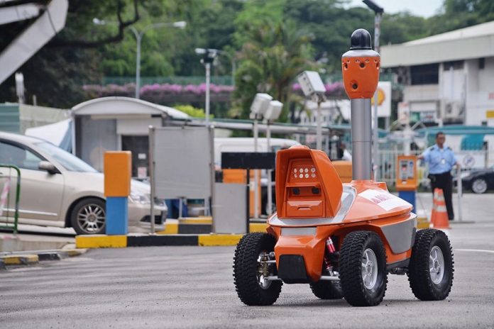 Singapur Ademco roboti obezbjedjenje