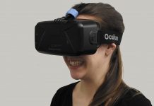 woman oculus rift