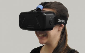 Virtualna stvarnost kao terapija protiv anksioznosti i bolova woman oculus rift